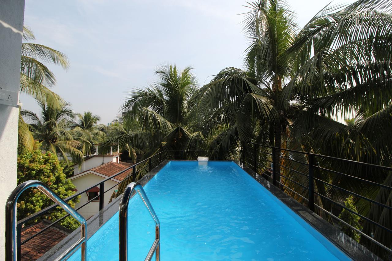 Oyo 10385 Hotel Nirmala Vilas Candolim Ngoại thất bức ảnh